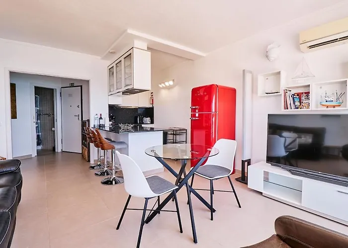 Appartement Miramar Mit Wunderschoenen Meerblick